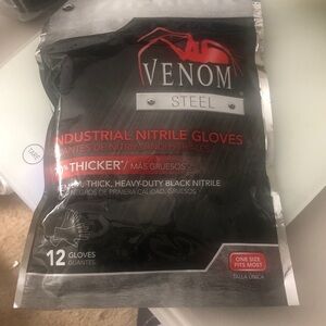 Black Industrial Nitrile Gloves